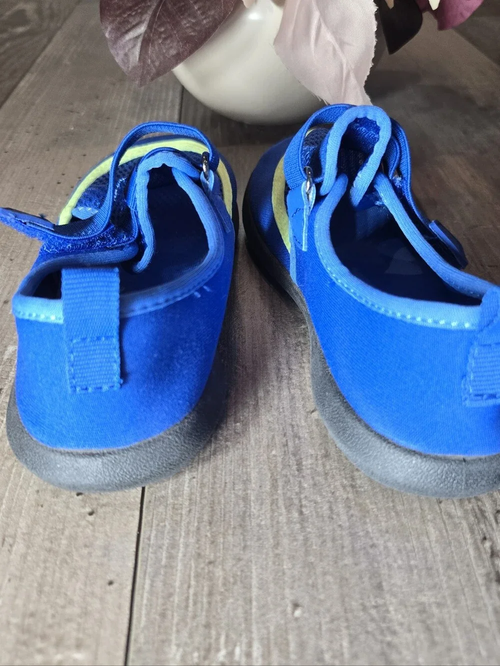 Wonder Nation Toddler Boys 11/12 Electric Blue Water Shoes